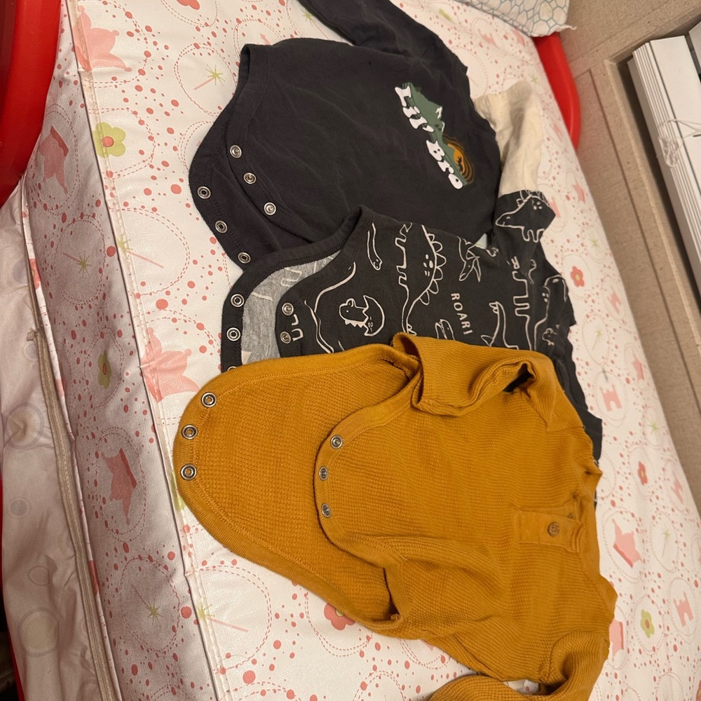 Long sleeve onesies 3 18 month boys
